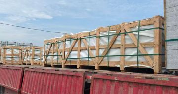 龙岩 芝麻白花岗岩地铺石出口专车-泰国游