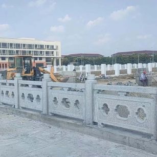 龙岩 白麻花岗岩荔枝面河道栏杆