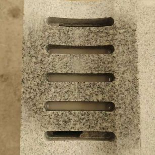 龙岩 芝麻白拉丝面花岗岩U型开槽排水槽