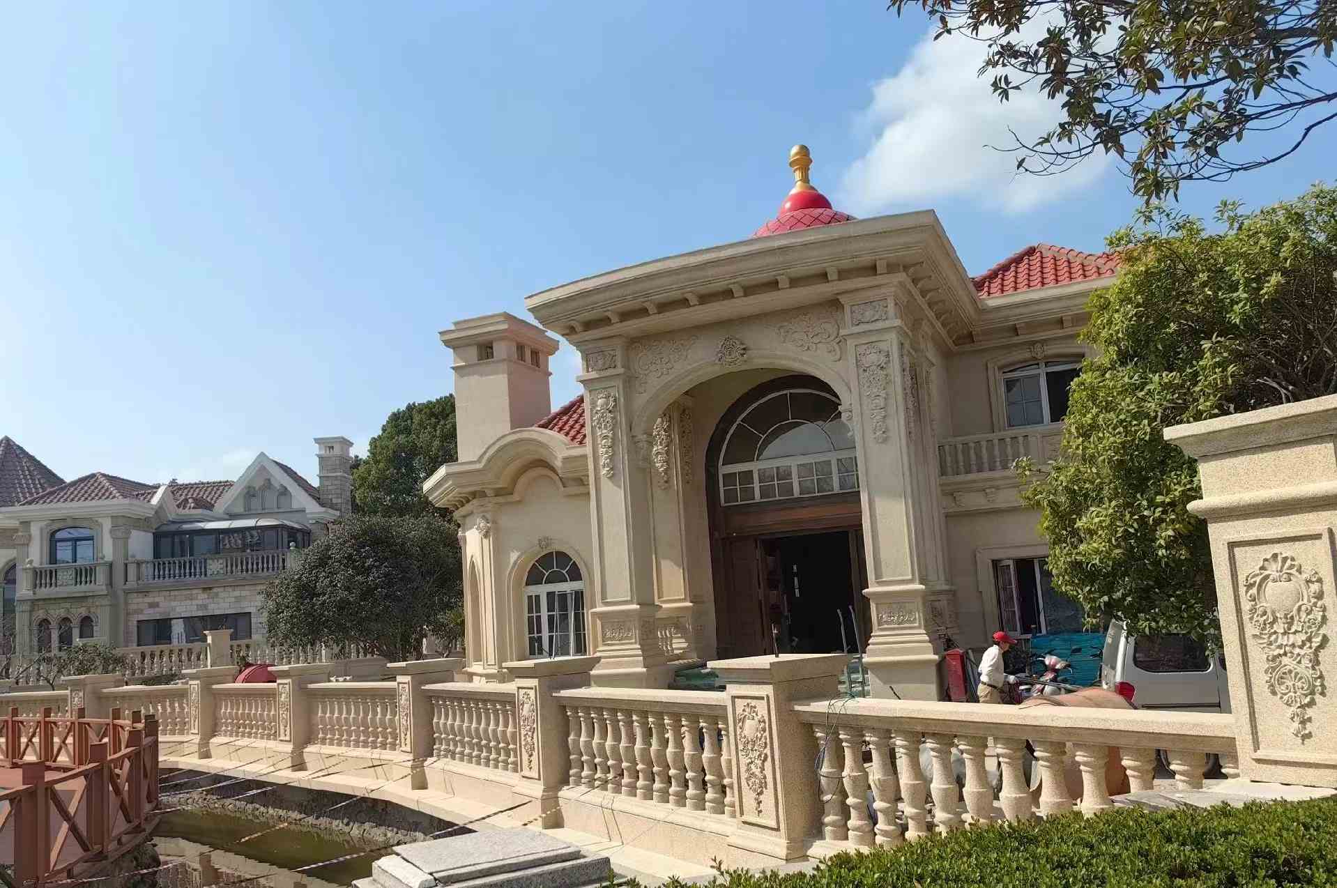 龙岩 黄金麻花岗岩欧式别墅