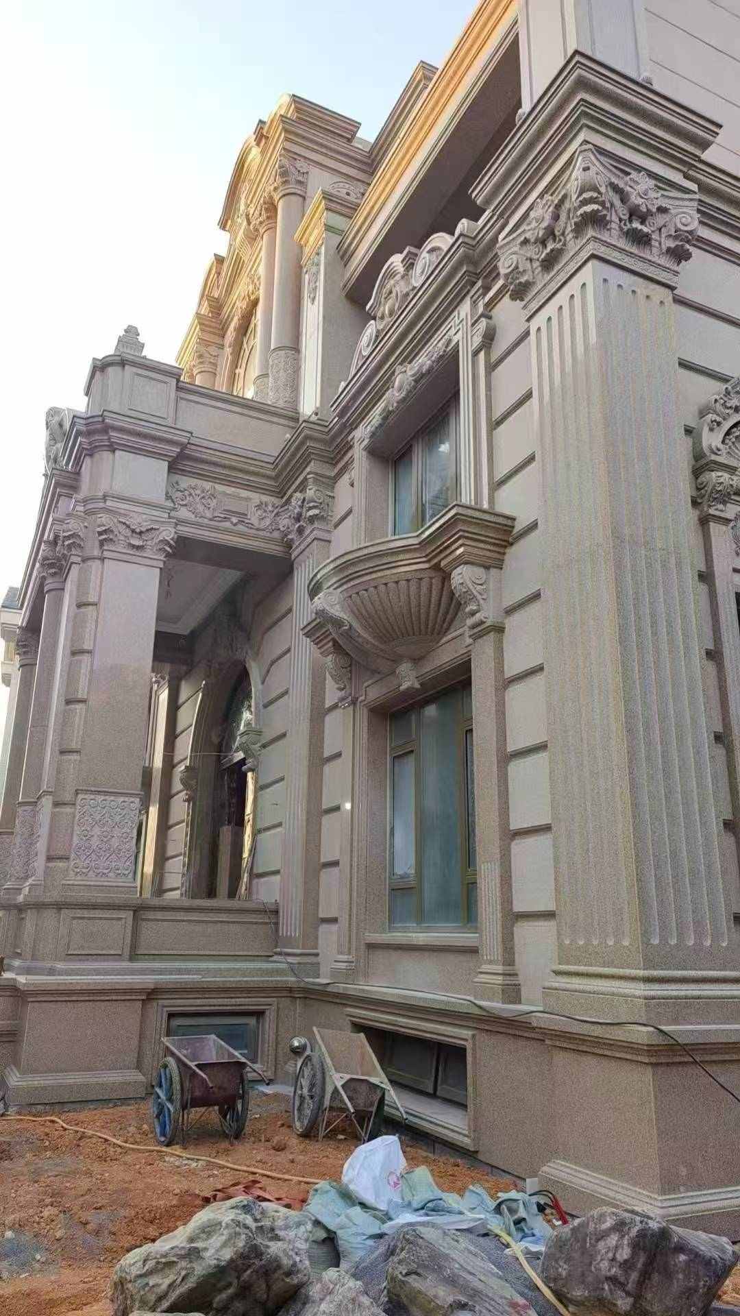 龙岩 黄金麻花岗岩光面别墅外墙干挂施工完成