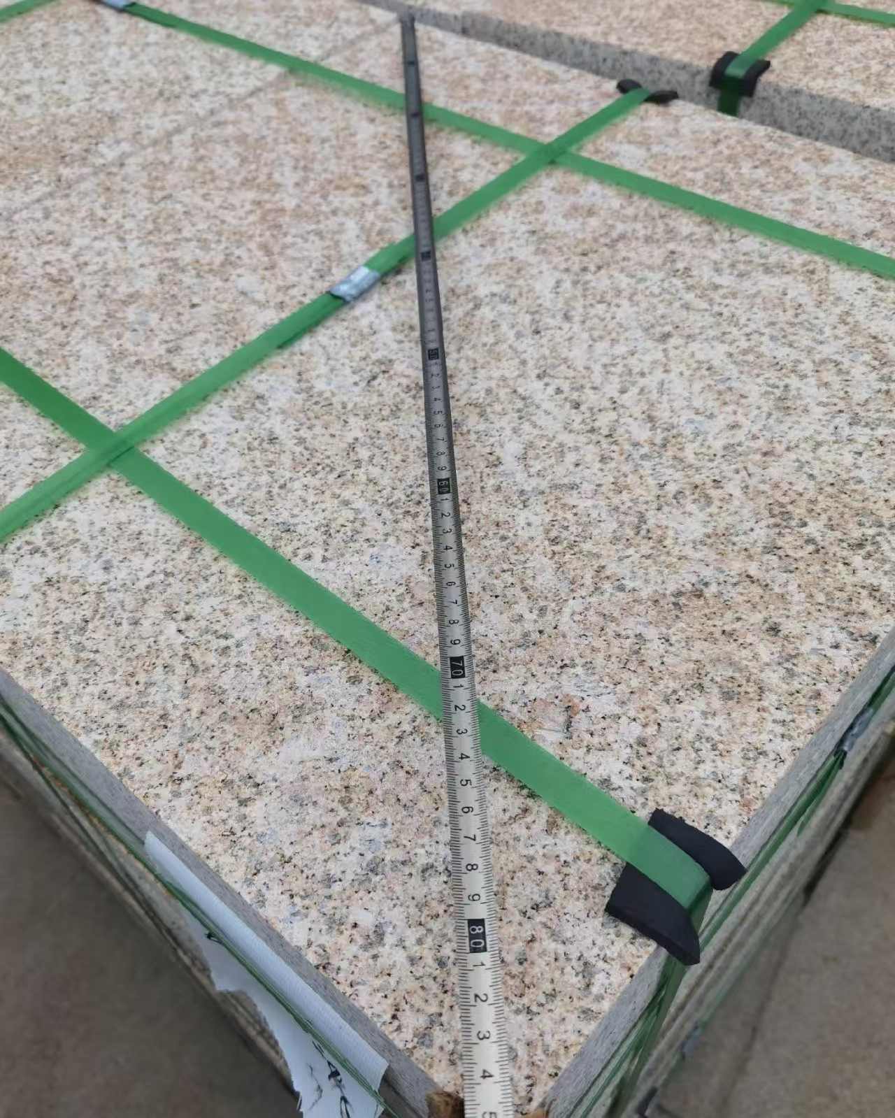 龙岩 黄金麻火烧面地铺石