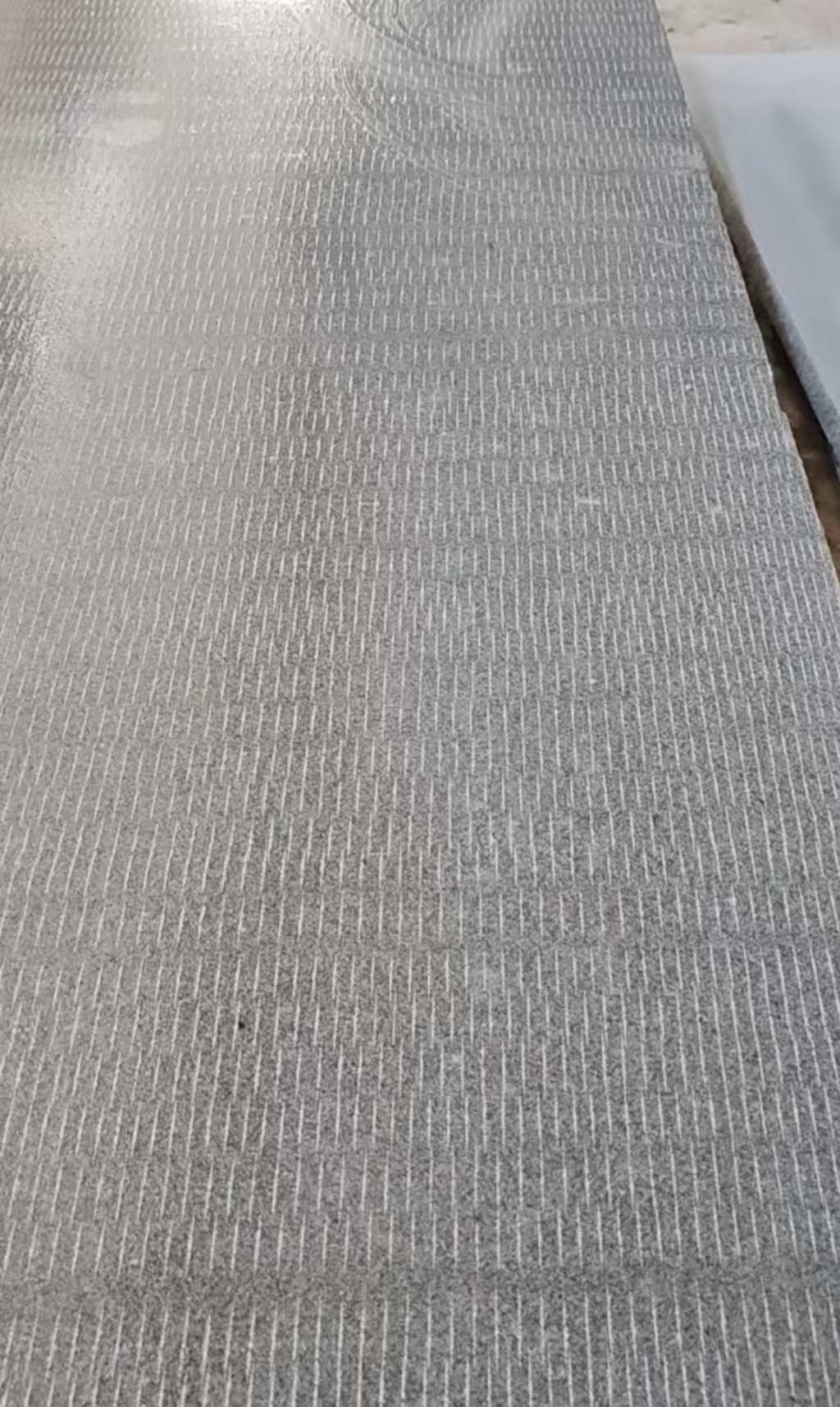 龙岩 芝麻灰花岗岩斧剁面，刀斩面