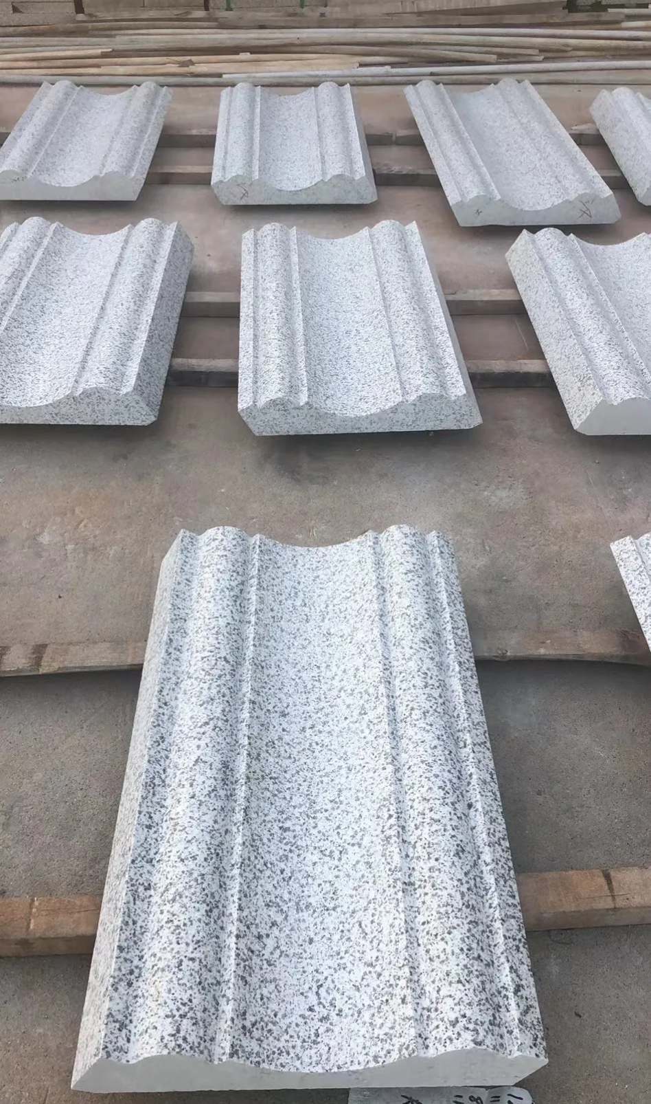 龙岩 白麻花岗岩光面别墅线条