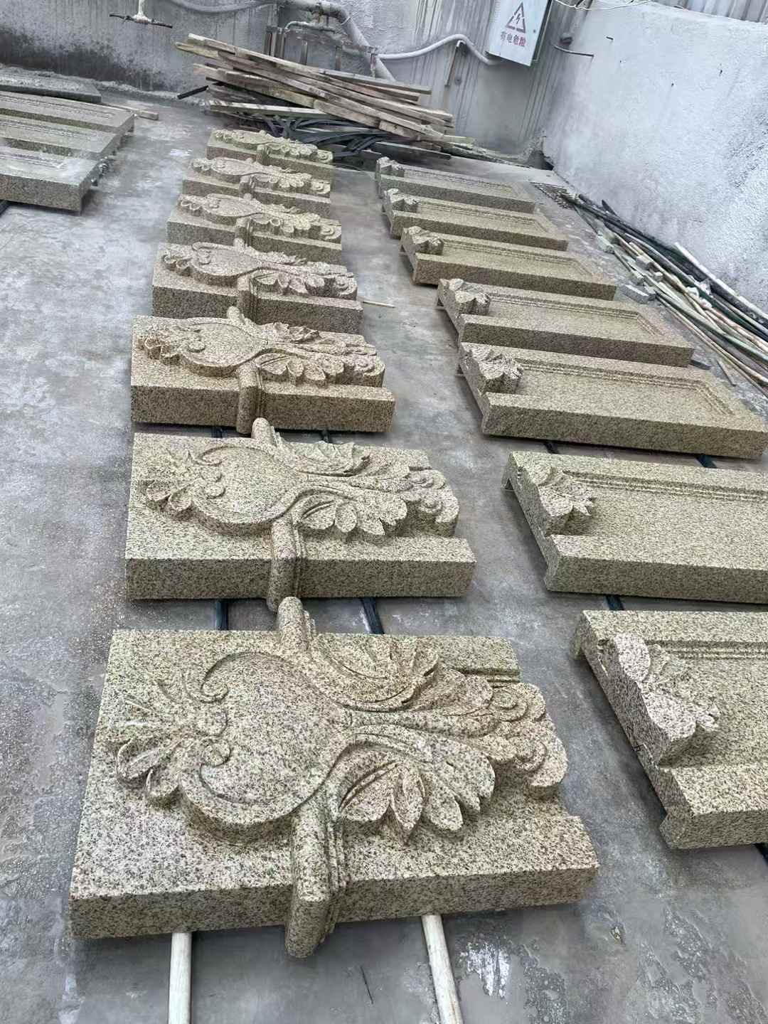 龙岩 黄金麻花岗岩别墅外墙雕刻板