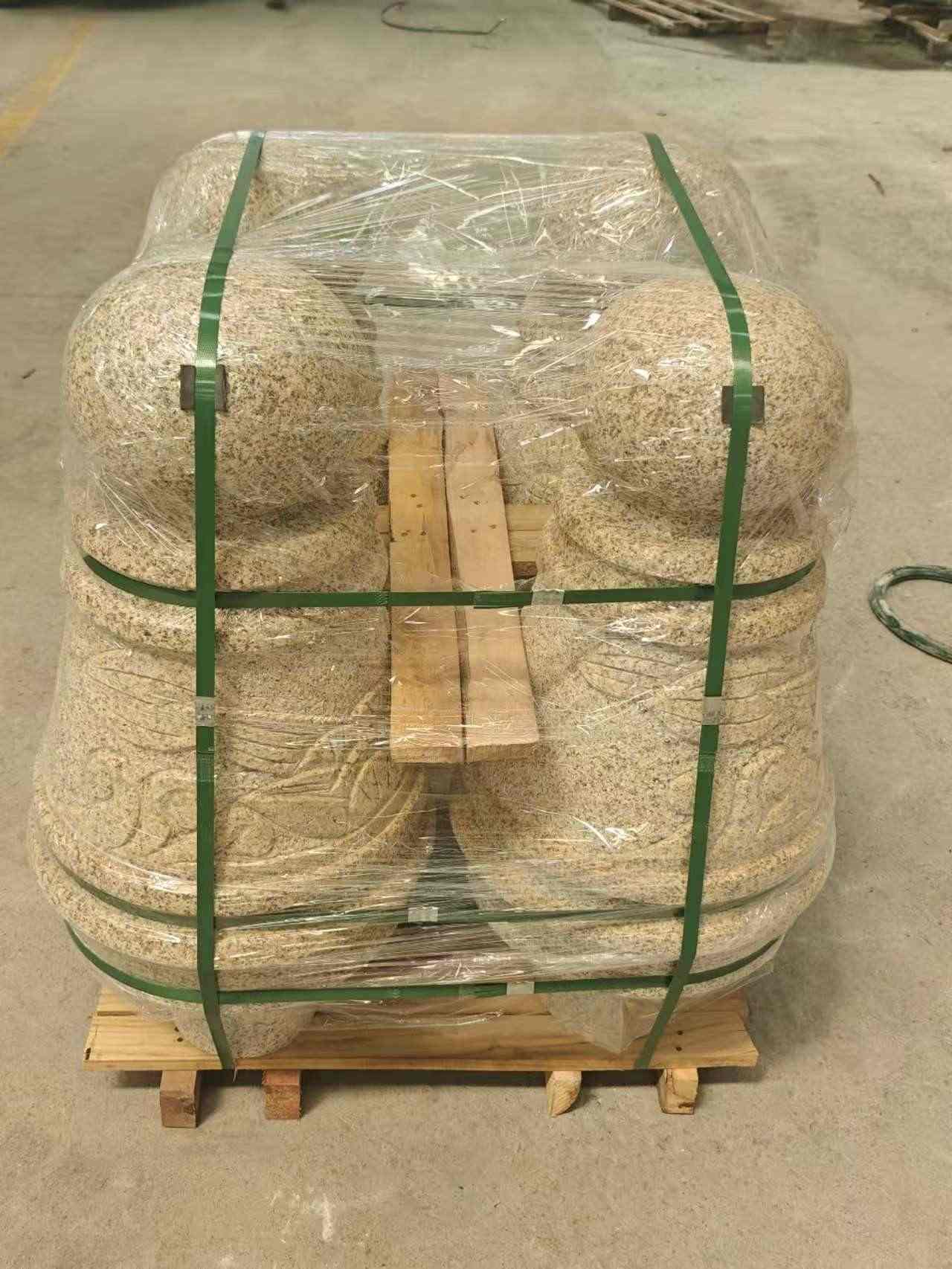 龙岩 黄金麻异形定制雕花——棒棒糖挡车柱