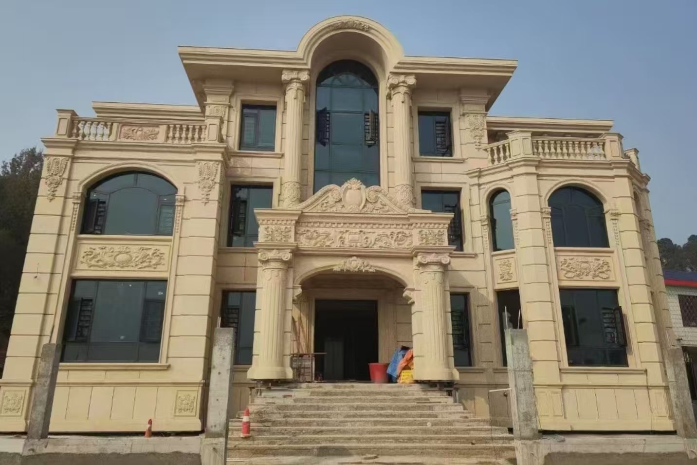 龙岩 黄金麻花岗岩别墅外墙干挂