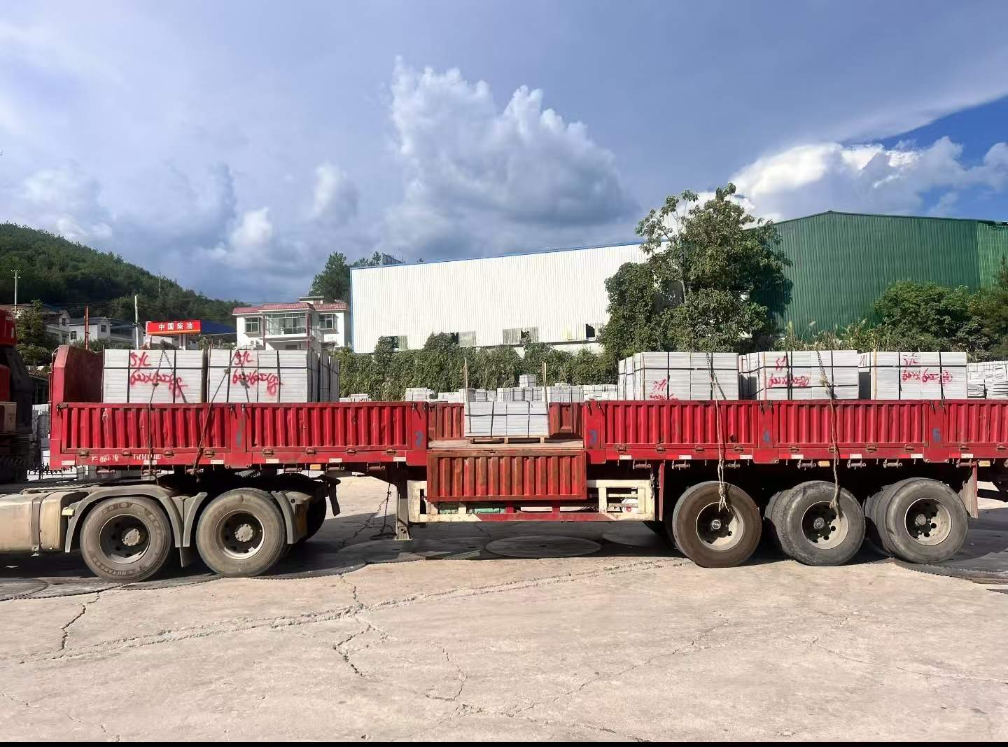 龙岩 芝麻灰花岗岩地铺石出货日常