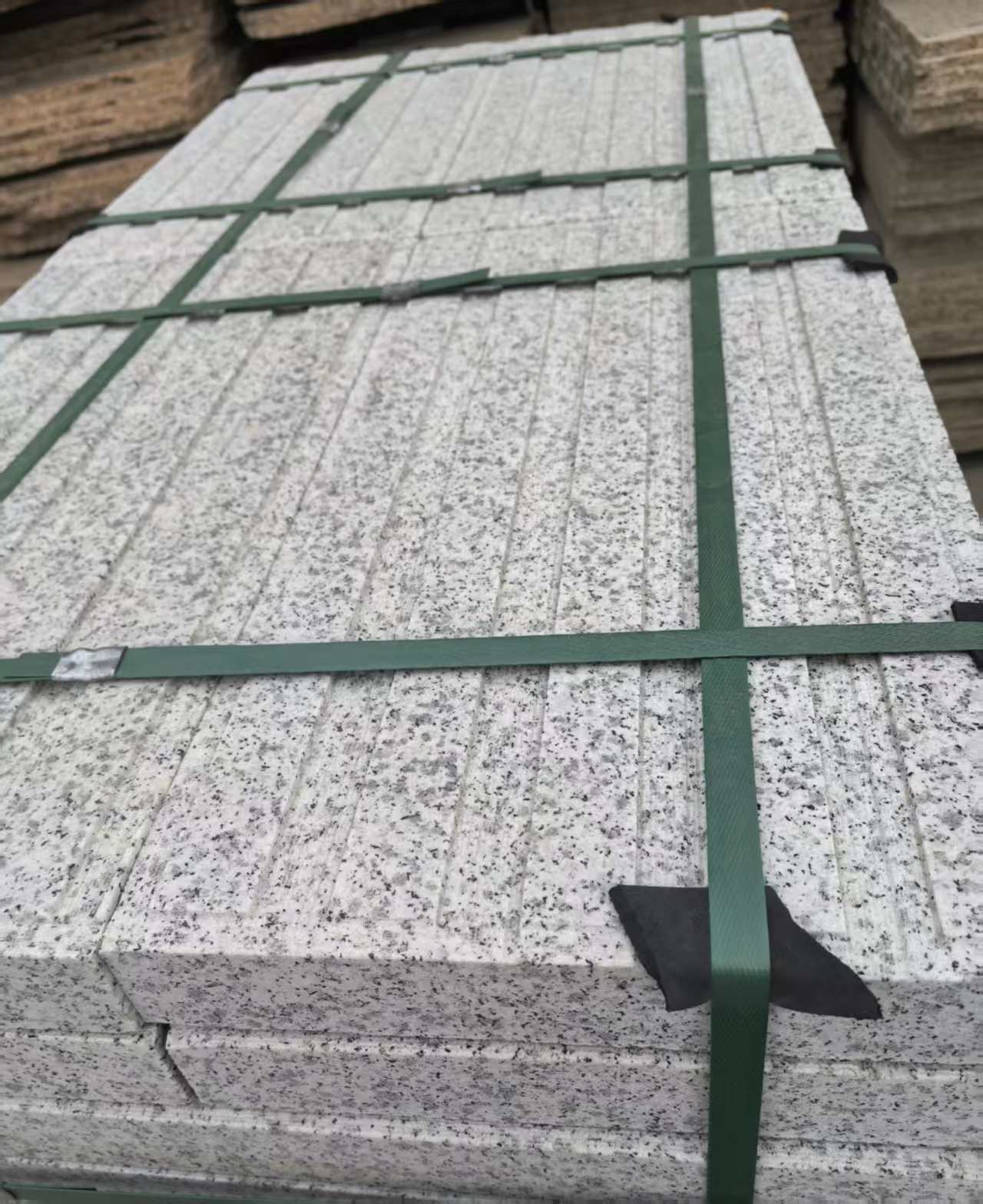 龙岩 白麻花岗岩直行盲道石，盲条，地铺石