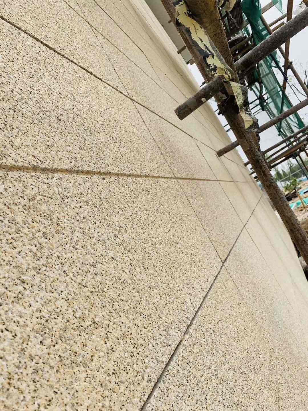 龙岩 黄金麻花岗岩荔枝面外墙干挂石材效果示例