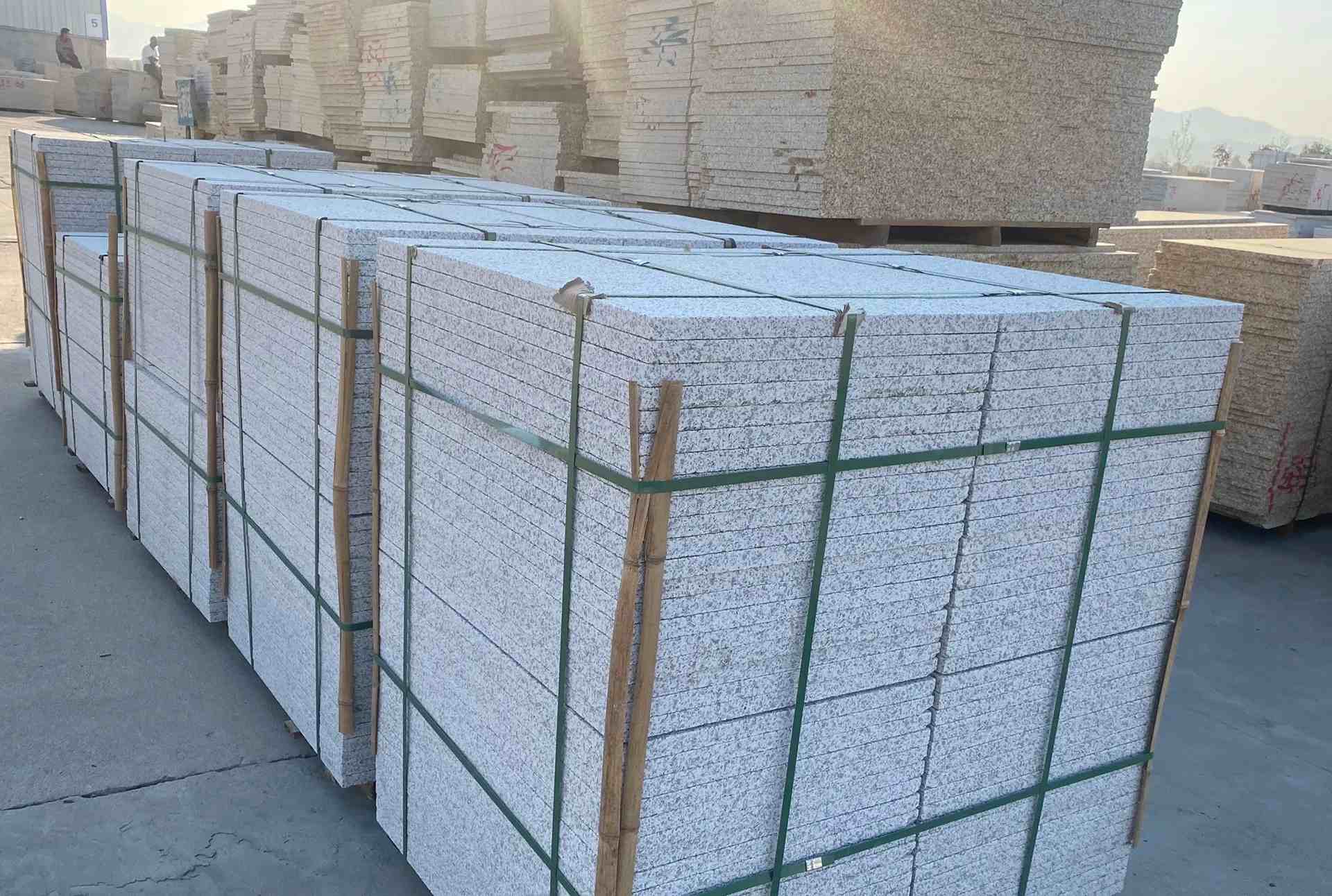 龙岩 白麻花岗岩荔枝面地铺石